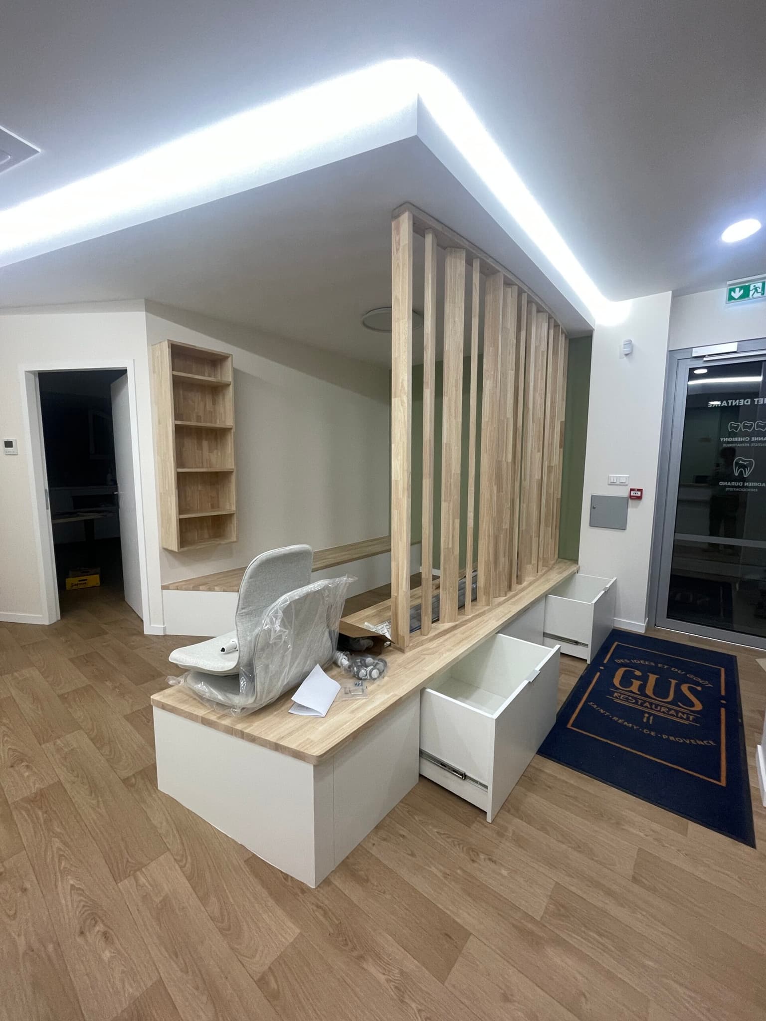 Réalisation : Mobilier Médical et Agencement de Cabinet Dentaire